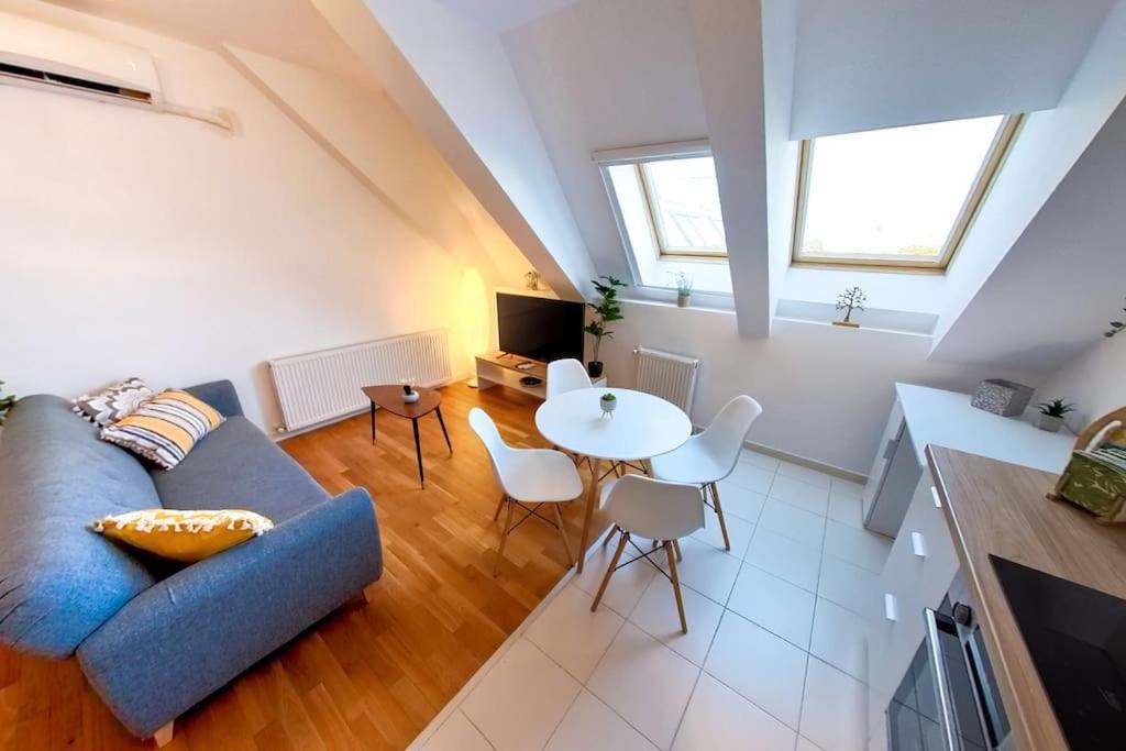 Apartament Dd Bucureşti